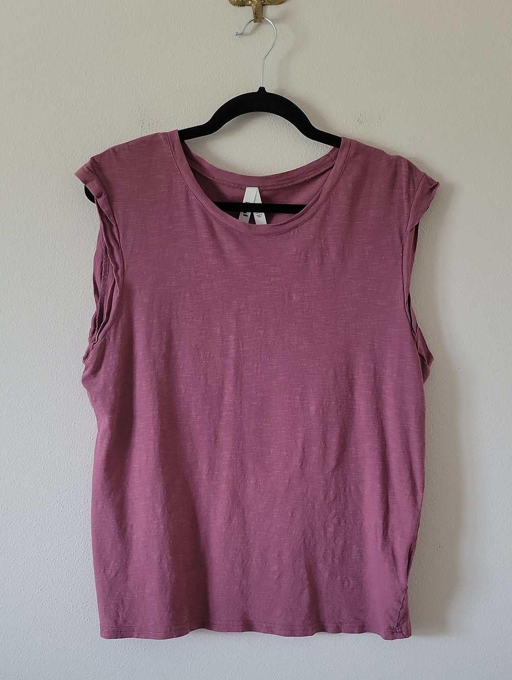 Set of TWO Pact Featherweight Slub Knit Muscle Tee Size Large - Picture 5 of 10
